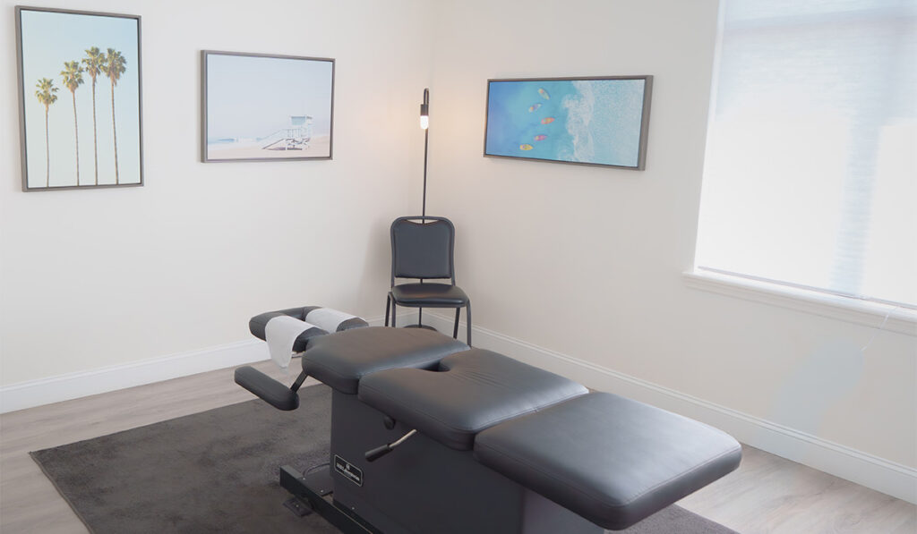 Chiropractic treatment room at HealthSource of Decatur.