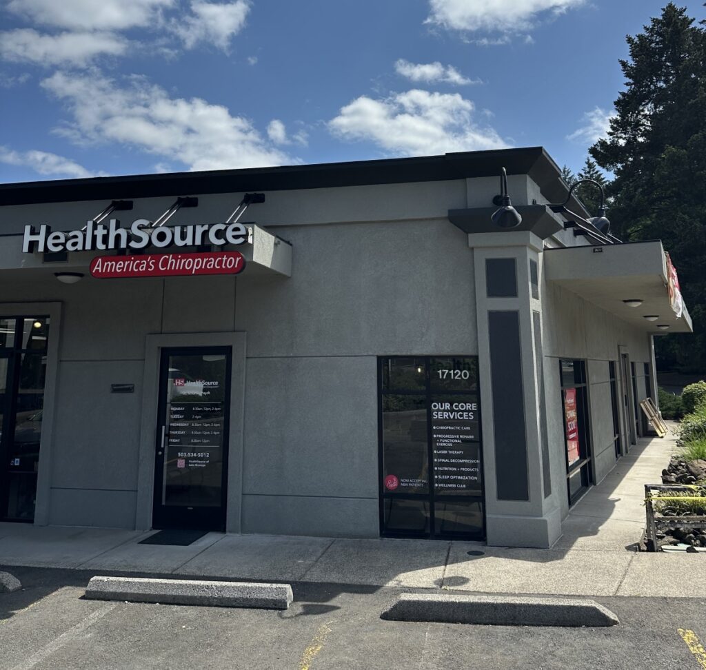 Exterior entrance at HealthSource of Lake Oswego