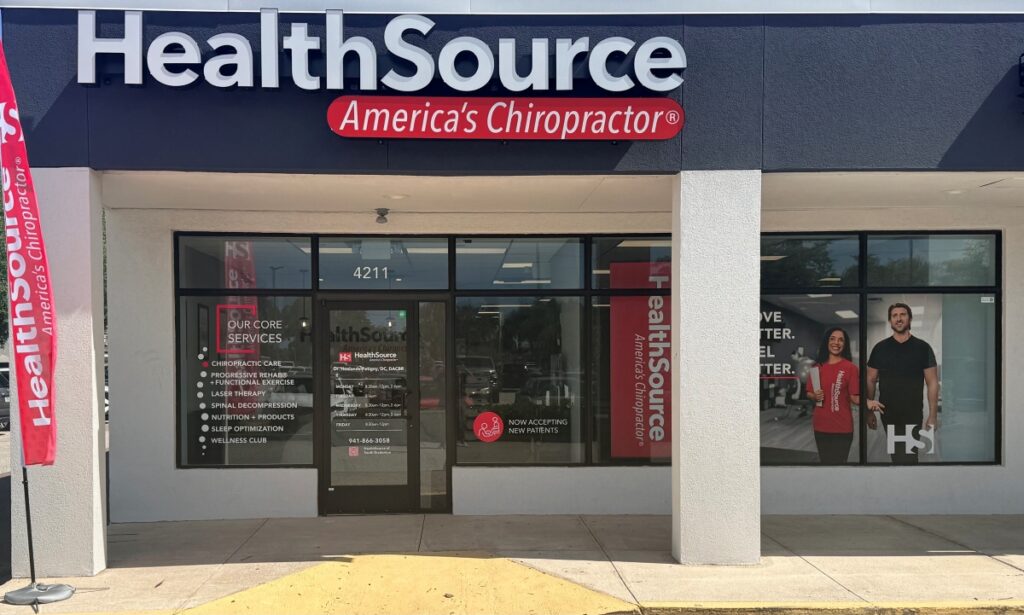 Exterior entrance of HealthSource of South Bradenton